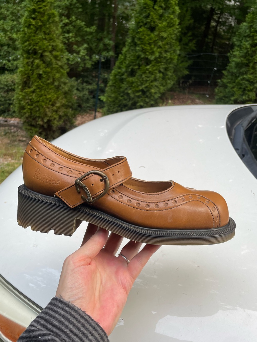 Dr Marten England Vintage Brogue Leather Mary Jane Clog Shoes Size 8 Woman’s (6) - Picture 13 of 14